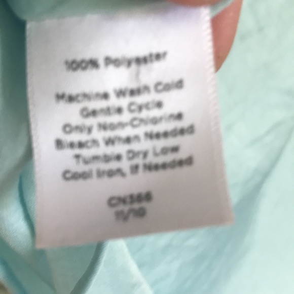 TALBOTS TANK - Picture 9 of 9